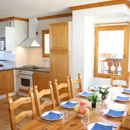 Madame Vacances Les Chalets Du Praz لا بلاني الغرفة الصورة